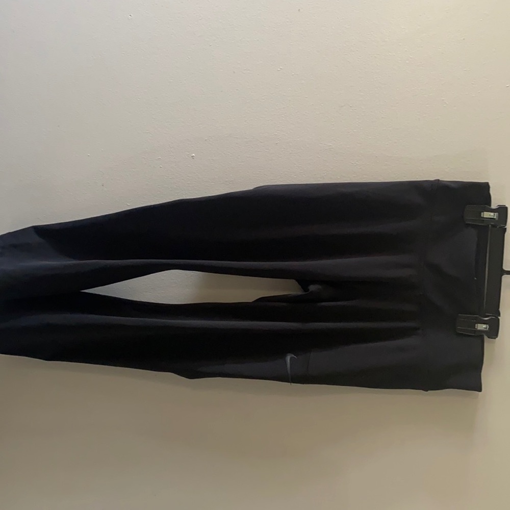 Women’s Nike Capri leggings size medium